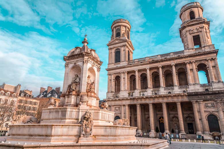 Facciata della chiesa di Saint-Sulpice