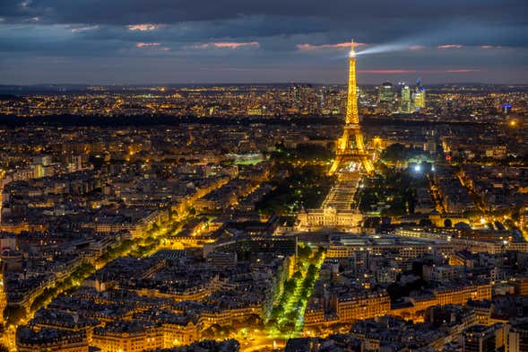 Tour serale di Parigi + Spettacolo al Moulin Rouge